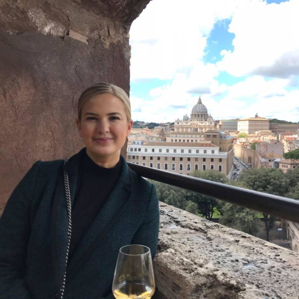 Meet your Posher, Mallory